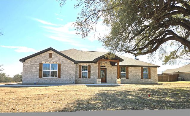 425 County Road 3152, Kempner, TX 76539
