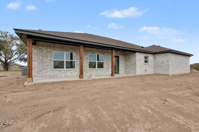 425 County Road 3152, Kempner, TX 76539