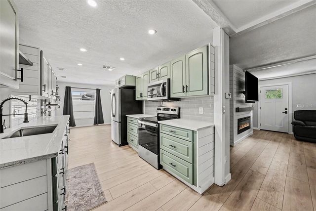 1810 DRIFTWOOD CIRCLE S, Oldsmar, FL 34677