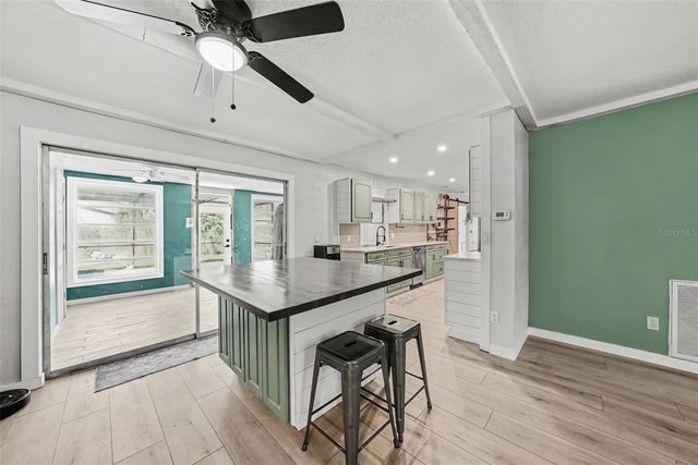 1810 DRIFTWOOD CIRCLE S, Oldsmar, FL 34677