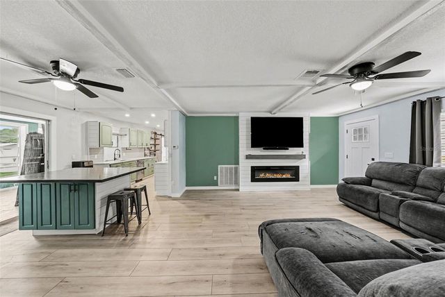 1810 DRIFTWOOD CIRCLE S, Oldsmar, FL 34677