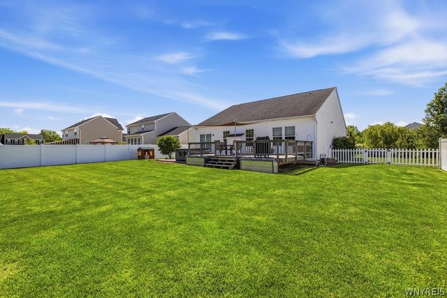 87 Waterford Park, Grand Island, NY 14072
