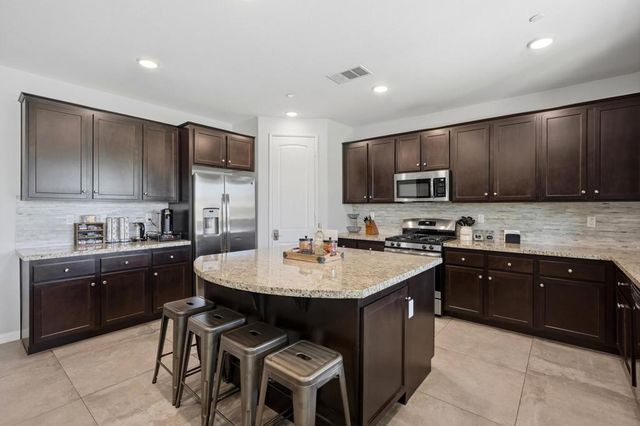 49423 Beatty Street, Indio, CA 92201