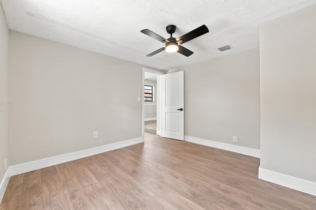 6115 SW 3rd Street, Margate, FL 33068