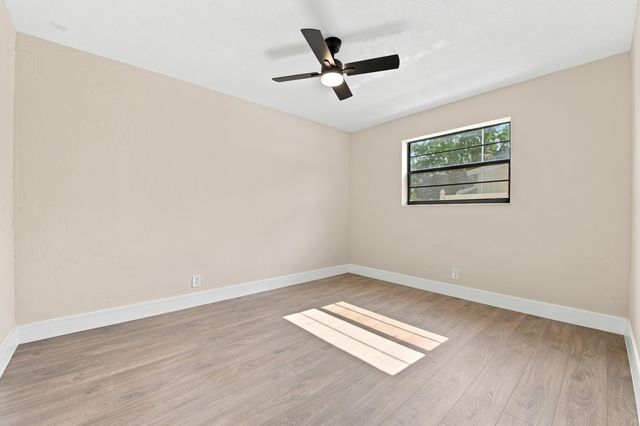 6115 SW 3rd Street, Margate, FL 33068