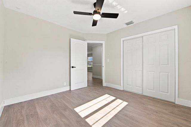 6115 SW 3rd Street, Margate, FL 33068