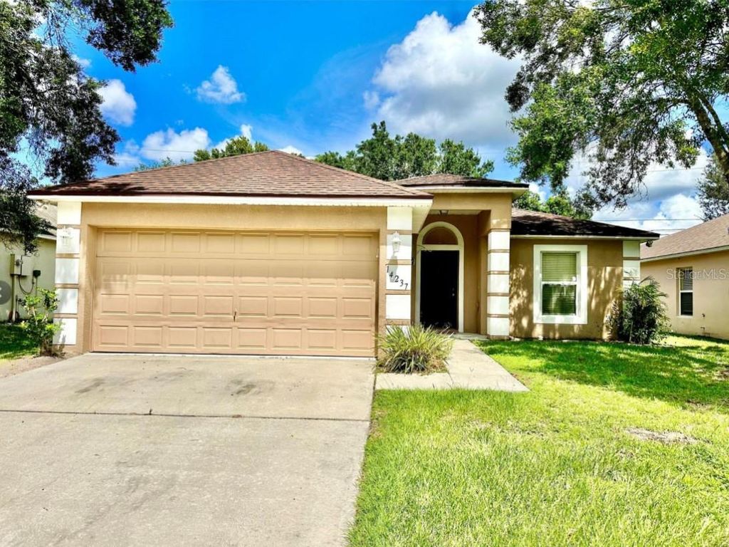 14237 ECON WOODS LANE, Orlando, FL 32826