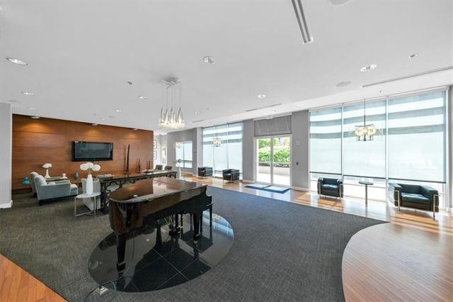 725 Taylor Court NE, Atlanta, GA 30324