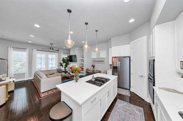 725 Taylor Court NE, Atlanta, GA 30324