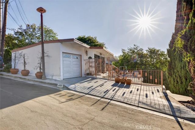 1459 Marion Dr, Glendale, CA 91205
