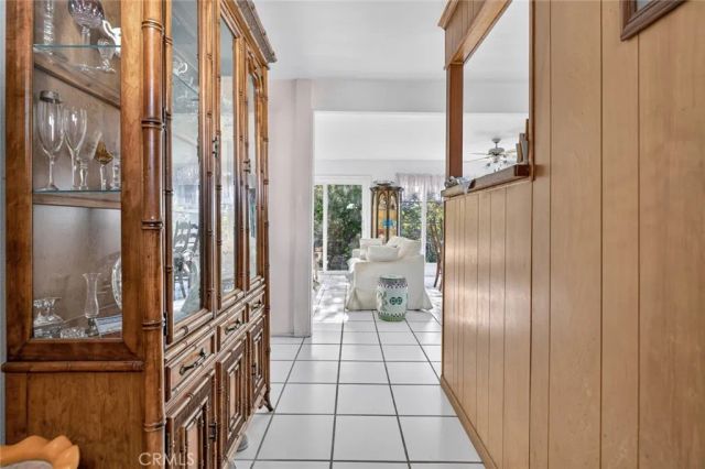 1459 Marion Dr, Glendale, CA 91205