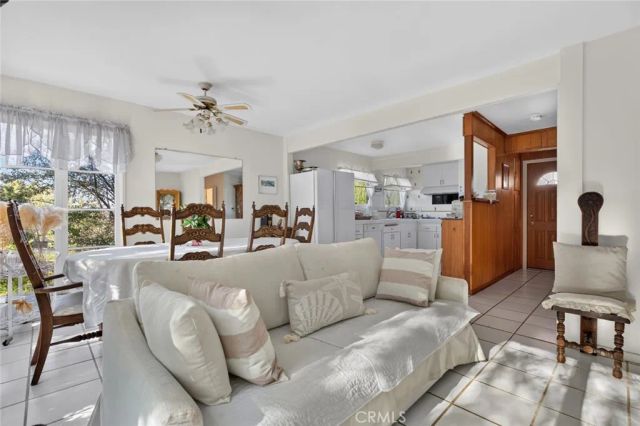 1459 Marion Dr, Glendale, CA 91205