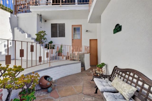 1459 Marion Dr, Glendale, CA 91205