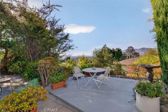 1459 Marion Dr, Glendale, CA 91205