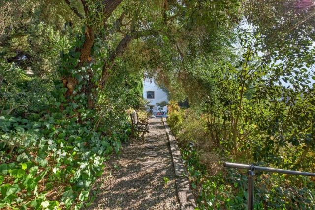 1459 Marion Dr, Glendale, CA 91205