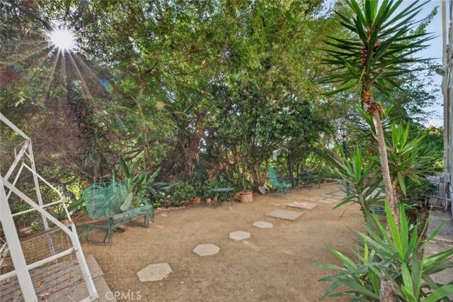 1459 Marion Dr, Glendale, CA 91205