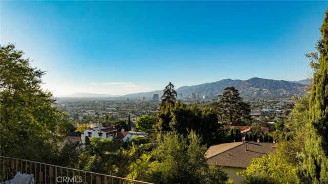 1459 Marion Dr, Glendale, CA 91205