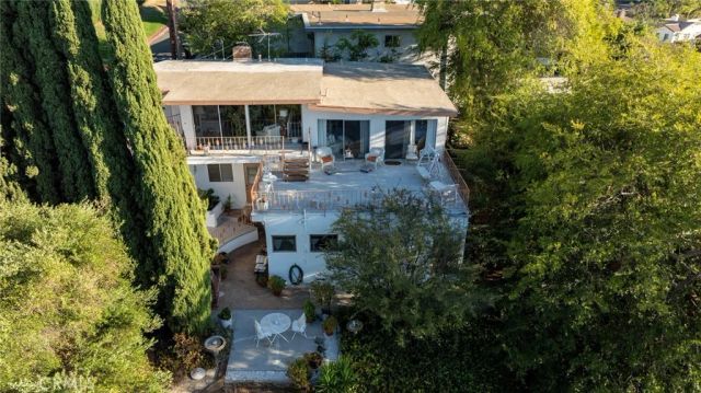 1459 Marion Dr, Glendale, CA 91205