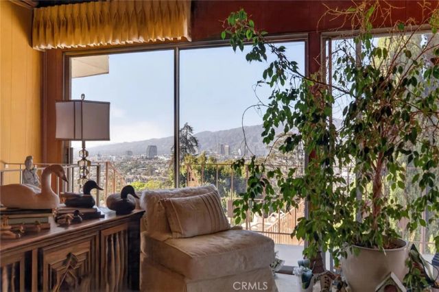 1459 Marion Dr, Glendale, CA 91205