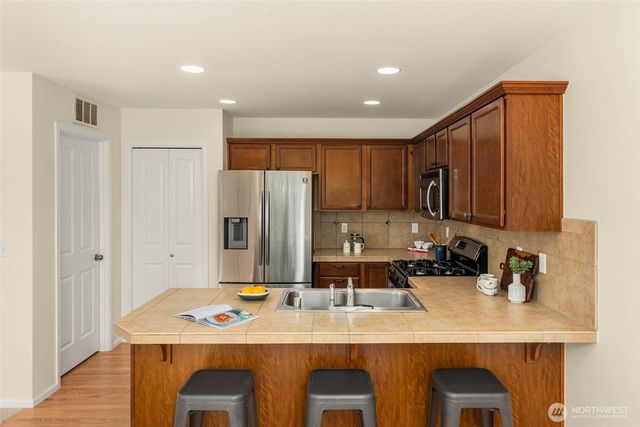 4200 166th Place SE, Bothell, WA 98012