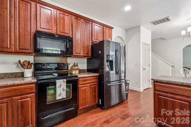 1042 Arrowhead Drive SE, Concord, NC 28025