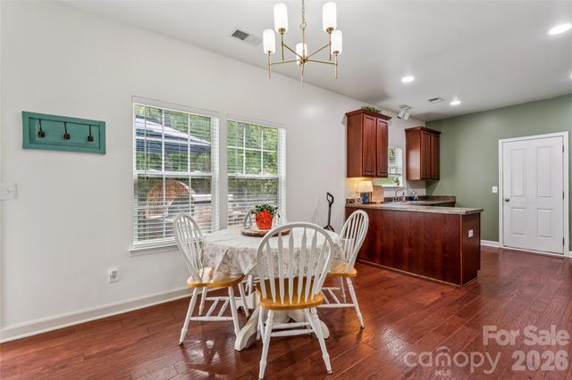 1042 Arrowhead Drive SE, Concord, NC 28025
