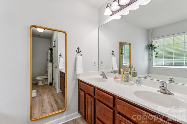 1042 Arrowhead Drive SE, Concord, NC 28025