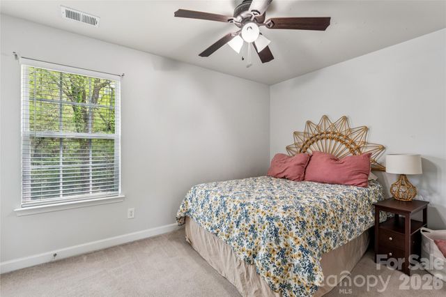 1042 Arrowhead Drive SE, Concord, NC 28025