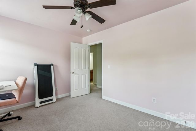 1042 Arrowhead Drive SE, Concord, NC 28025