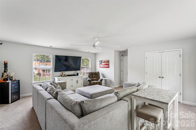 1042 Arrowhead Drive SE, Concord, NC 28025