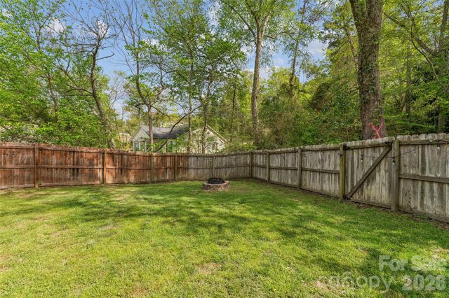 1042 Arrowhead Drive SE, Concord, NC 28025