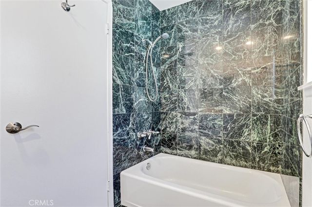 6 Shadow Hill, Laguna Hills, CA 92653