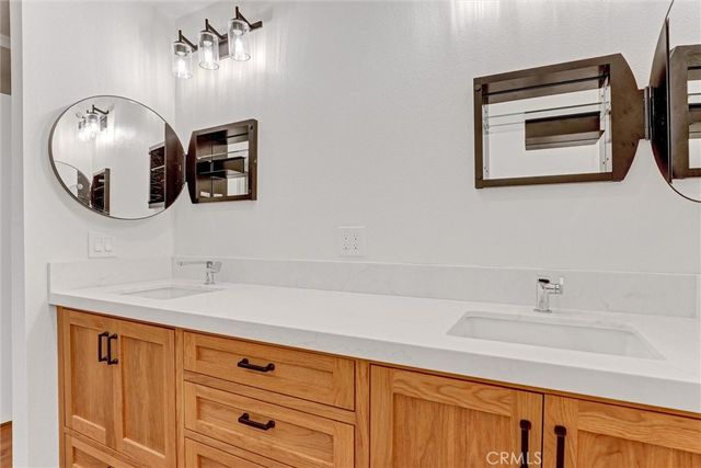 6 Shadow Hill, Laguna Hills, CA 92653