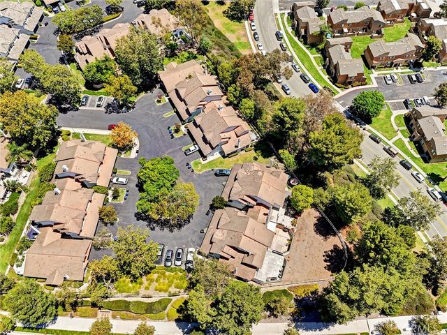 6 Shadow Hill, Laguna Hills, CA 92653