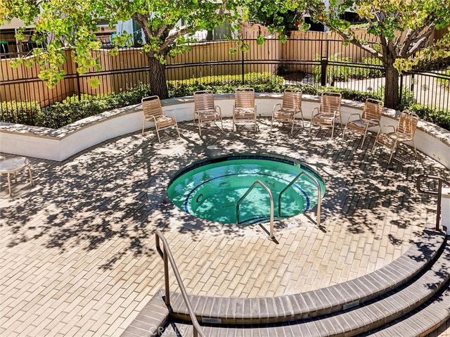 6 Shadow Hill, Laguna Hills, CA 92653