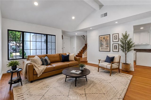 6 Shadow Hill, Laguna Hills, CA 92653