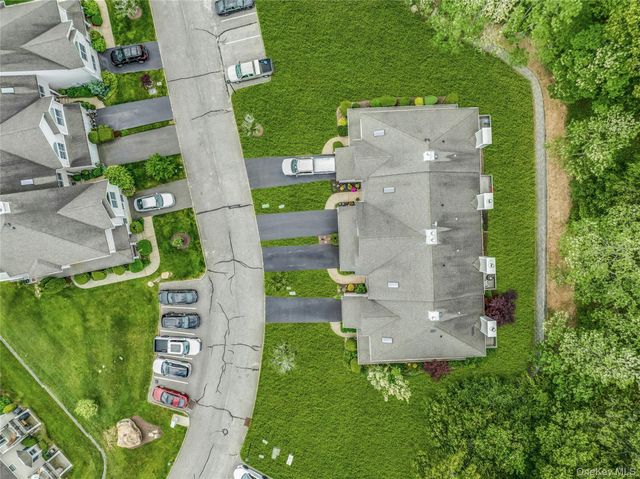 3402 Willow Pond Drive, Riverhead, NY 11901