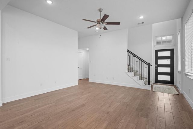 120 Red Cascade Court, Willis, TX 77318