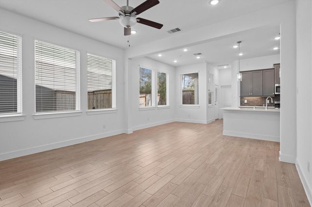 120 Red Cascade Court, Willis, TX 77318