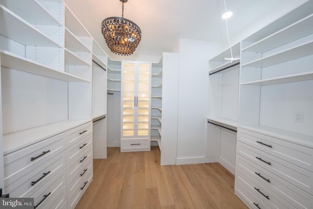 212 ARONIMINK DR, Newtown Square, PA 19073