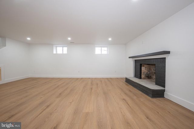 212 ARONIMINK DR, Newtown Square, PA 19073