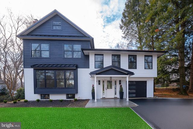 212 ARONIMINK DR, Newtown Square, PA 19073