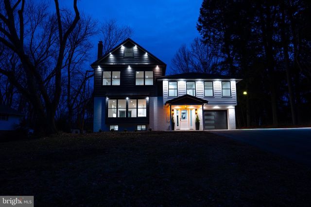 212 ARONIMINK DR, Newtown Square, PA 19073