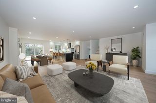 212 ARONIMINK DR, Newtown Square, PA 19073