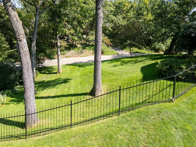 2329 Summit Drive, Janesville, WI 53548
