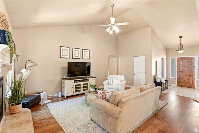 2421 S MAVERICK RD, Saratoga Springs, UT 84045