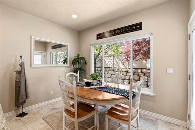 2421 S MAVERICK RD, Saratoga Springs, UT 84045