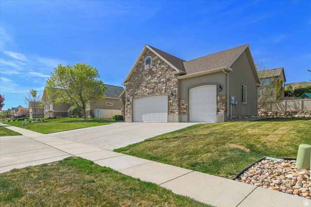 2421 S MAVERICK RD, Saratoga Springs, UT 84045