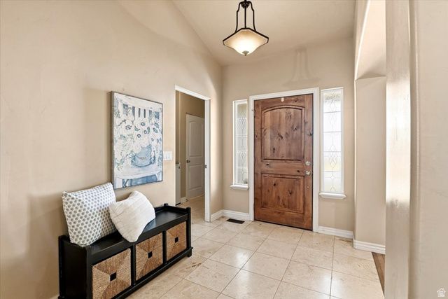 2421 S MAVERICK RD, Saratoga Springs, UT 84045