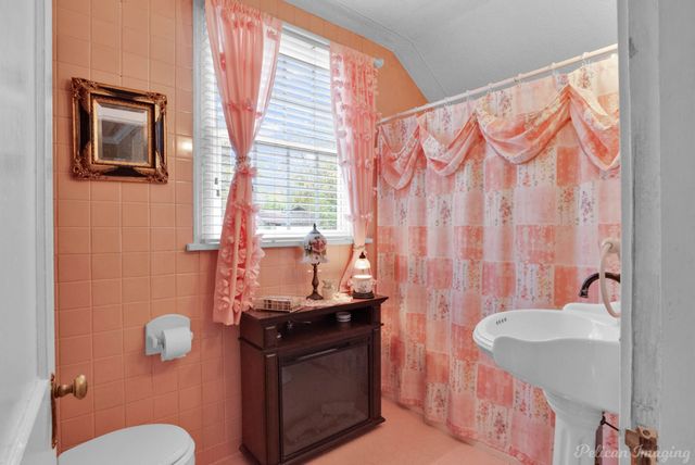 948 Elmwood Street, Shreveport, LA 71104